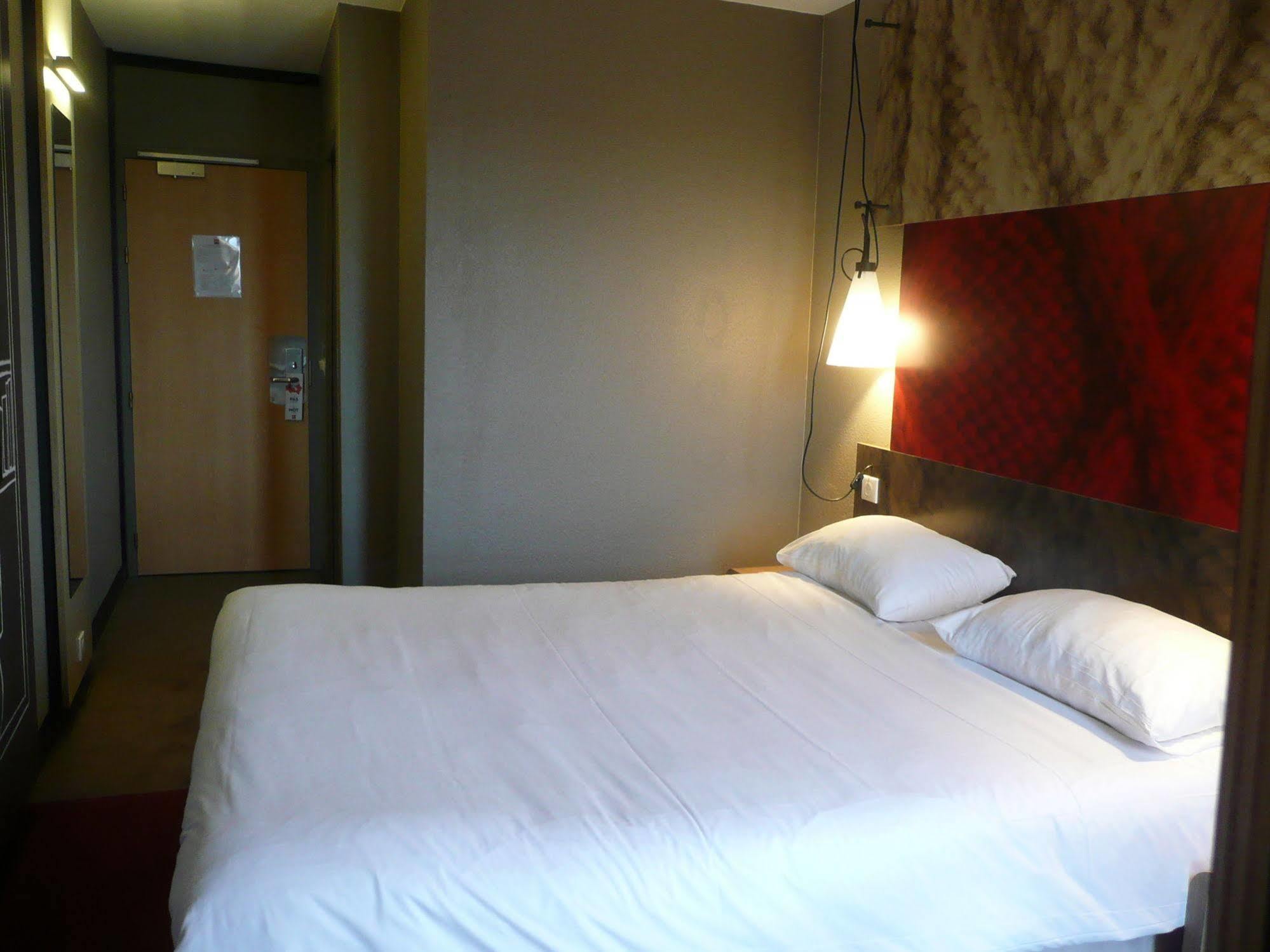 Ibis Saint Brieuc Yffiniac Hotel Eksteriør billede